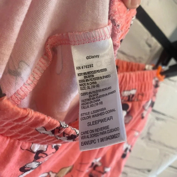 5/$20 Disney‎ Women’s 2 piece Mickey Mouse Pajama Set XL 16/18 Coral - Picture 8 of 11
